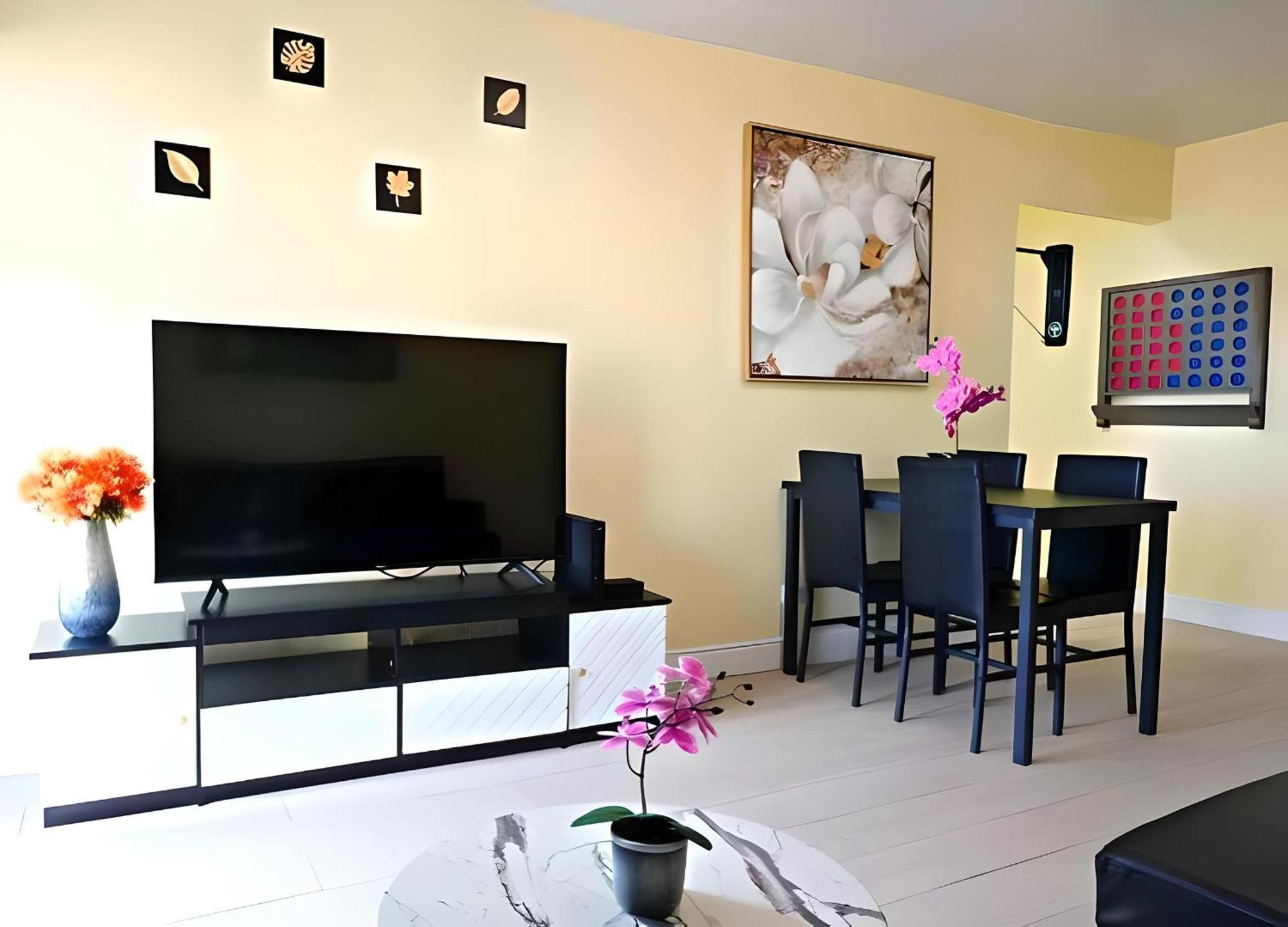 Lovely Apartment Near Beach, Downtown, 24H Security, Pool Nasáu Exterior foto