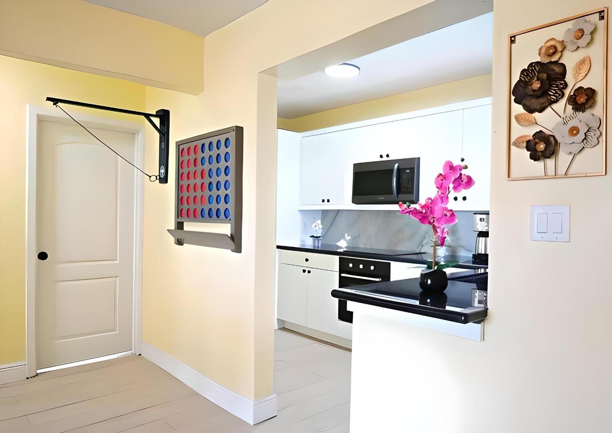 Lovely Apartment Near Beach, Downtown, 24H Security, Pool Nasáu Exterior foto